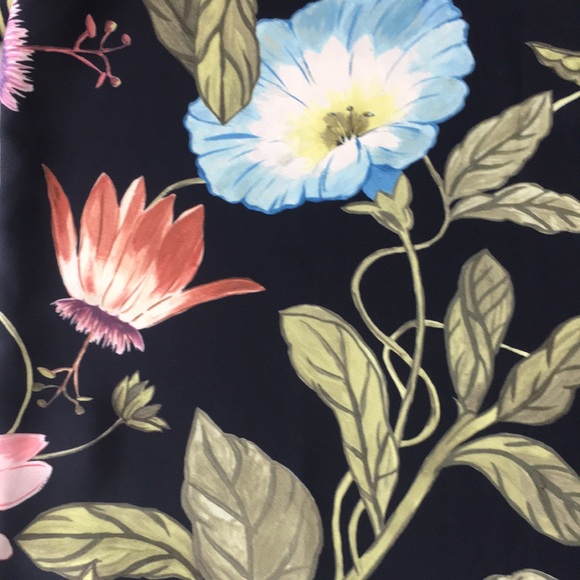 Ann Taylor Petite Morning Glory Blouse - Picture 6 of 6